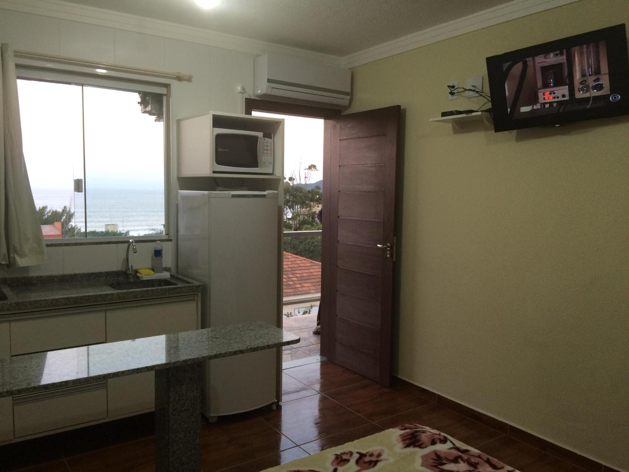 Residencial Gralha Azul Otel Florianópolis Oda fotoğraf