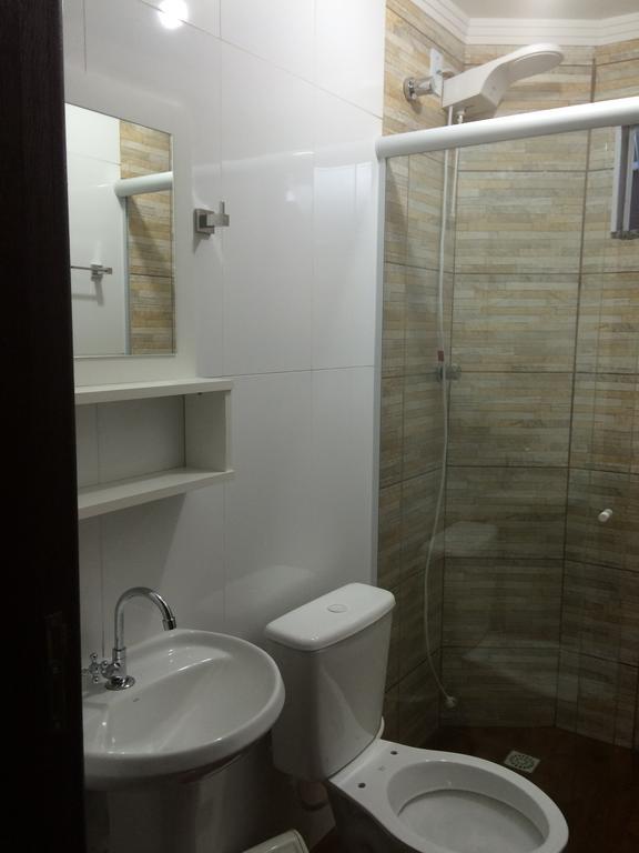 Residencial Gralha Azul Otel Florianópolis Oda fotoğraf